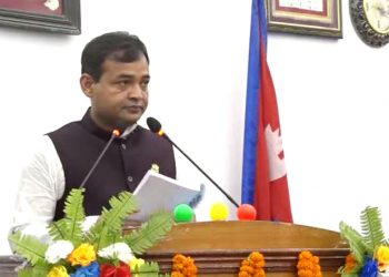 प्रदेश २ सरकारको आर्थिक मामिला तथा योजना मन्त्री विजयकुमार यादवले आज प्रदेशसभामा आर्थिक वर्ष २०७८/७९ को राजश्व तथा व्ययको अनुमान सहितको बजेट प्रस्तुत गर्नुहुँदै ।
